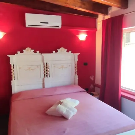 招待所 Palazzo Ricordi Gemini (Apulia)