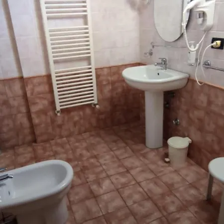 بيت ضيافة Palazzo Ricordi Gemini (Apulia)